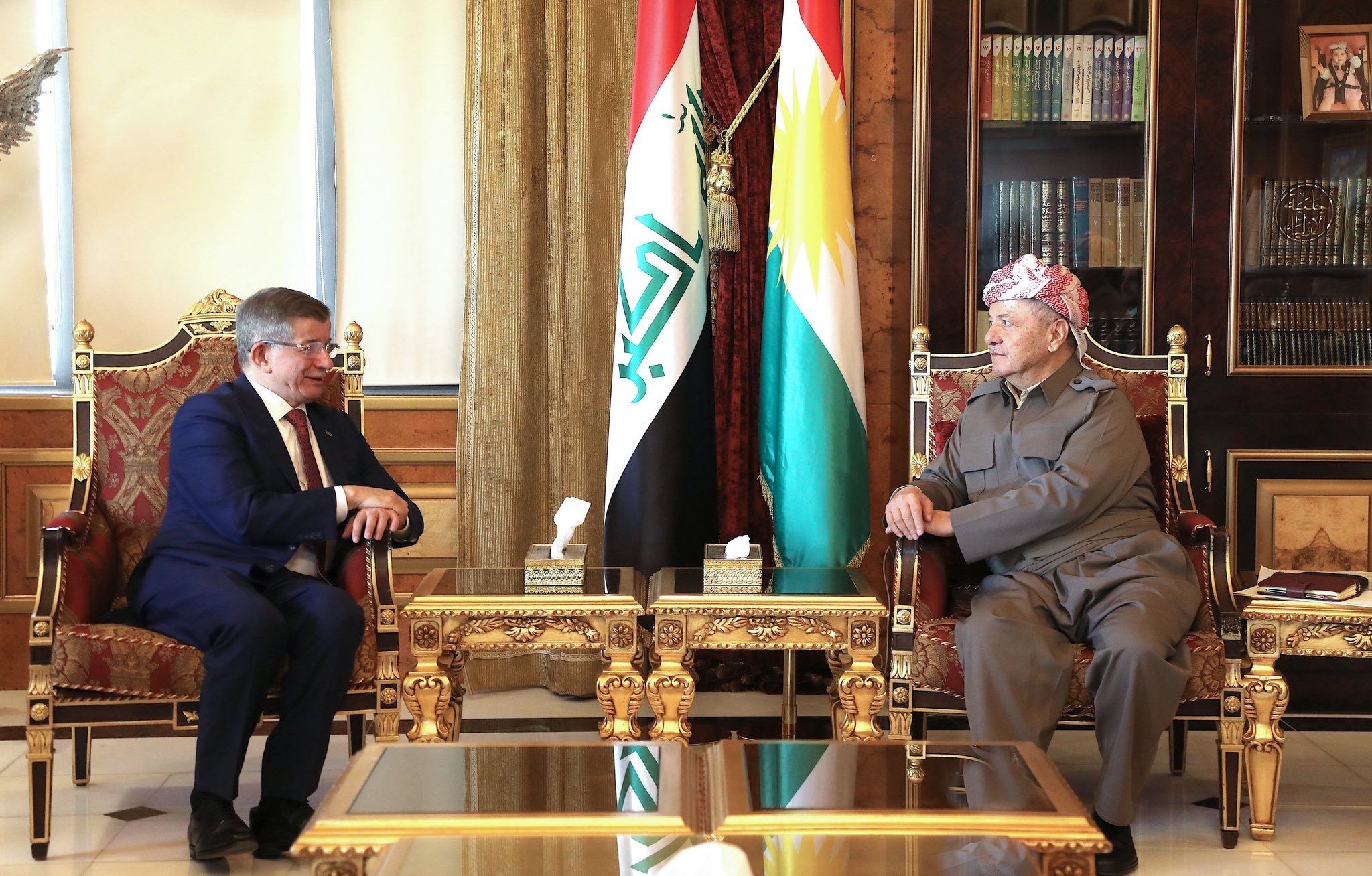 President Barzani Meets Former Turkish PM Davutoğlu to Discuss Regional Peace Efforts