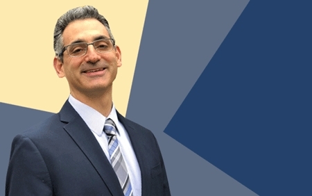 لۆرانس ڕۆبین  پڕۆفیسۆری كاروباری نێودەوڵەتی لە پەیمانگەی تەقەنیی جۆرجیا بۆ گوڵان:     ڕێككەوتنەكانی كڕینی چەك ڕێگەیەك بوون بۆ بەدەستهێنانی دڵی ترەمپ