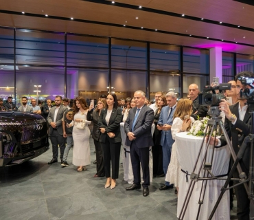 سەقامگیریی هەرێم هانی سەرمایەداران دەدات پەرە ە کارەکانیان بدەن.. پێشانگه‌ی ئینفینیتی له‌ شاری هه‌ولێر په‌رده‌ی له‌سه‌ر باره‌گاكه‌ی خۆی لا دا.