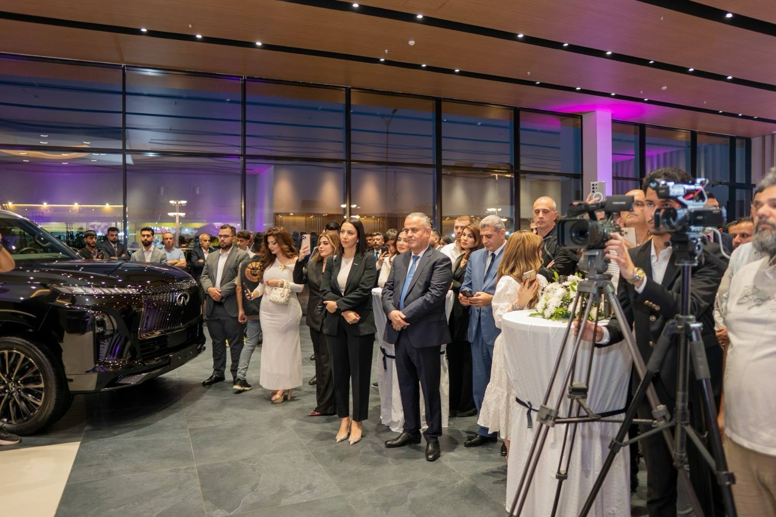 سەقامگیریی هەرێم هانی سەرمایەداران دەدات پەرە ە کارەکانیان بدەن.. پێشانگه‌ی ئینفینیتی له‌ شاری هه‌ولێر په‌رده‌ی له‌سه‌ر باره‌گاكه‌ی خۆی لا دا.