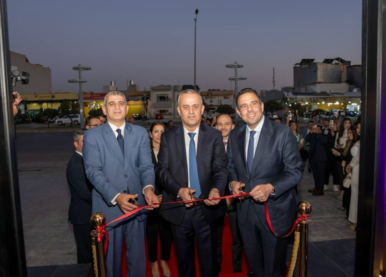 سەقامگیریی هەرێم هانی سەرمایەداران دەدات پەرە ە کارەکانیان بدەن.. پێشانگه‌ی ئینفینیتی له‌ شاری هه‌ولێر په‌رده‌ی له‌سه‌ر باره‌گاكه‌ی خۆی لا دا.