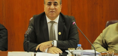 پ.ی.د.نەوزاد محەمەد عەزیز  سەرۆكی بەشی سامانی ئاژەڵ لە كۆلێژی زانستە ئەندازیارییە  كشتوكاڵییەكانی زانكۆی سەڵاحەدین / هەولێر :     ململانێی حزبە سیاسییەكان بووە هۆكاری ئەوەی غەدرێكی گەورە لە كەرتی كشتوكاڵ بكەن، بە ڕێگەی دامەزراندن بەشی هەرە زۆری جووتیارانی