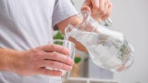 فوائد غير شائعة لشرب المياه: محاربة القلق والاكتئاب