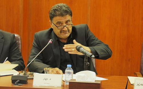 د.دیار نافع  سەرۆكی سەندیكای ئەندازیارانی كشتوكاڵیی هەرێمی كوردستان:     پێشكەوتنی كەرتی كشتوكاڵ بەندە بە پێشكەوتنی زانستی كشتوكاڵەوە، بەڵام هیچ كاتێك لە هەرێمدا ئەندازیاری كشتوكاڵ هەستی نەكردووە ئەندازیارە