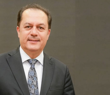 د.سالار عوسمان  بەرپرسی بەشی ڕۆشنبیری و  ڕاگەیاندنی پارتی دیموكراتی كوردستان : گفتوگۆ، واتە دروستكردنی زمانی هاوبەش  بۆ سەرخستنی پرۆسەی نەتەوەسازی   