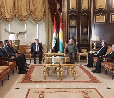 لە سەڵاحەددین، سەرۆک مەسعود بارزانی پێشوازی لە بەڕێز شێخ خەمیس خەنجەر سەرۆکی هاوپەیمانێتیی سیادە کرد.