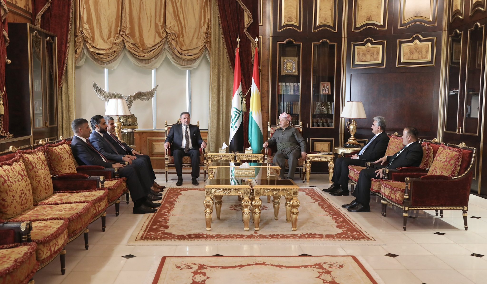 لە سەڵاحەددین، سەرۆک مەسعود بارزانی پێشوازی لە بەڕێز شێخ خەمیس خەنجەر سەرۆکی هاوپەیمانێتیی سیادە کرد.