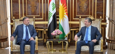 مسرور بارزاني والخنجر يؤكدان أهمية احترام النظام الاتحادي في العراق والكيان الدستوري لإقليم كوردستان