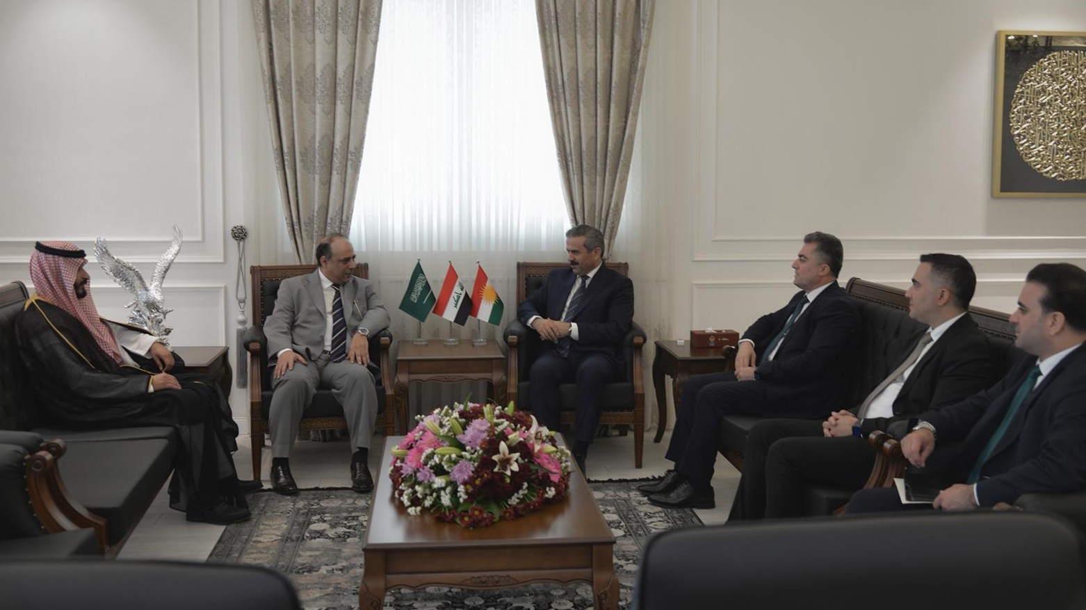 رئيس هيئة استثمار كوردستان يلتقي القنصل السعودي لبحث توسيع التعاون الاقتصادي