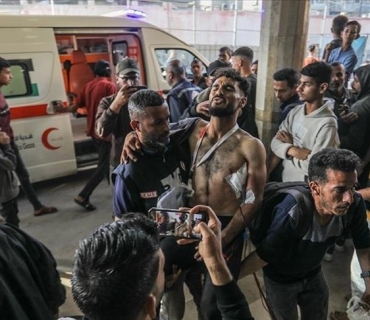 لە ئەنجامی هێرشکردنە سەر ناوەندی دابەشکردنی یارمەتییە مرۆییەکان دەیان کەس کوژران و بریندار بوون