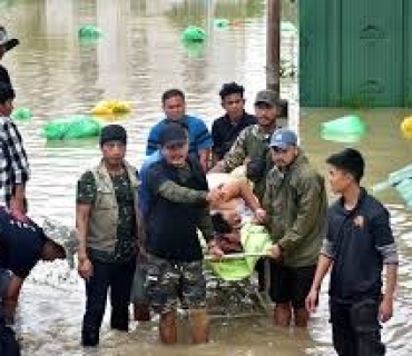بەهۆی لافاو و زەوی لەرزین ٣٤ کەس گیانیان لەدەستدا