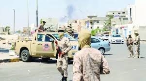 ليبيا المنقسمة تتلمس مستقبلها بصعوبة