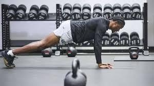 دراسة تؤكد: الرياضة أفضل من الأدوية لمنع عودة السرطان بعد العلاج