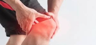 الطريق لعلاج أوجاع الركبة قد يبدأ من الأذن
