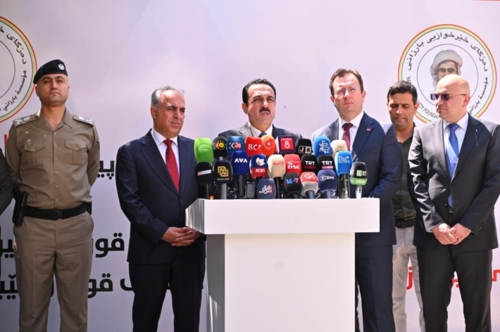 Umêd Xoşnaw: hikûmeta Iraqa Federalî, wekî berdewamiya siyaseta hikûmetên berê, dijitiya xelkê Kurdistanê dike