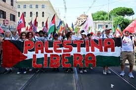 مئات الآلاف يتظاهرون في روما احتجاجاً على «تواطؤ» الحكومة في حرب غزة