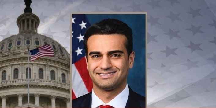 نائب امريكي: لماذا ندعم العراق مالياً بينما تحجب بغداد رواتب موظفي إقليم كوردستان؟