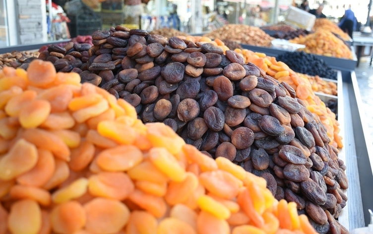 MELETÎ - Ji ber sir û seqemê firotina qeysiyan kêm bû