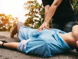 ما الأسباب الرئيسة للإغماء؟ وكيف تتجنبه؟