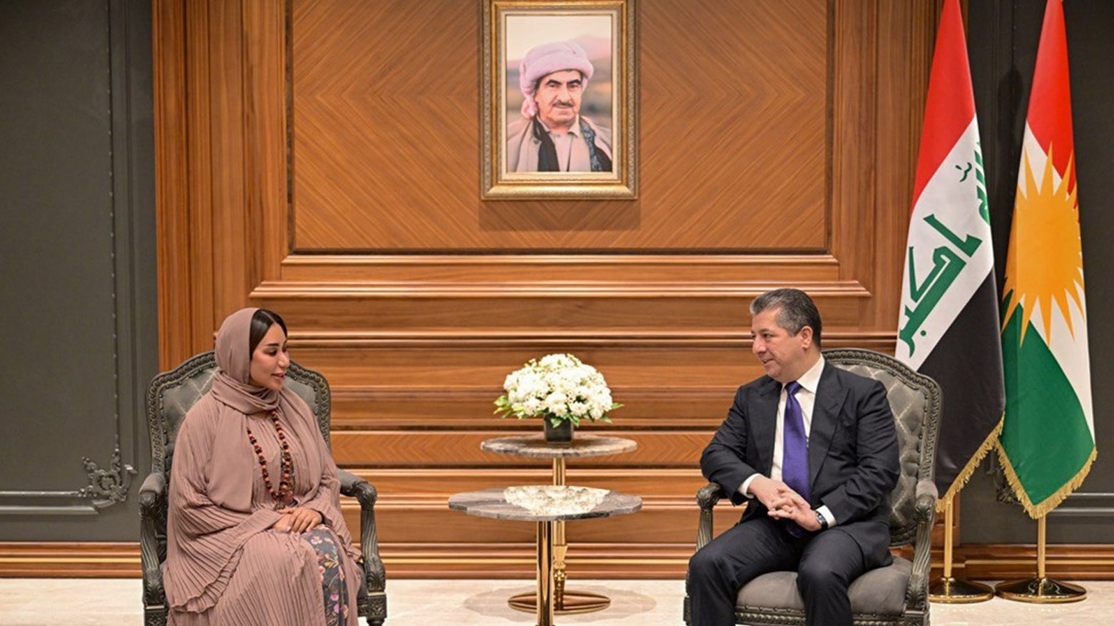 رئيس الحكومة يستقبل القائمة بأعمال القنصلية العامة الإماراتية لدى إقليم كوردستان