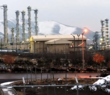 ئیسرائیل هێرش دەکاتە سەر چەند شوێنێکی سەربازی و ڕیاکتۆری ئاوی قورسی ئەراک