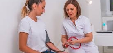 التعرض للمواد الكيميائية قبل الولادة يرفع ضغط الدم في فترة المراهقة