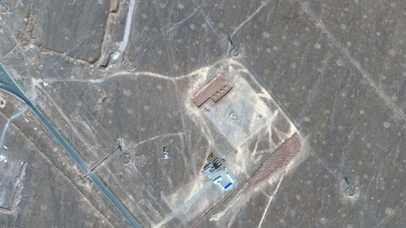 Şêwirmendekî Îranê: Zirareke wesa negihîştiye navendên atomî ku em nekarin çare bikin