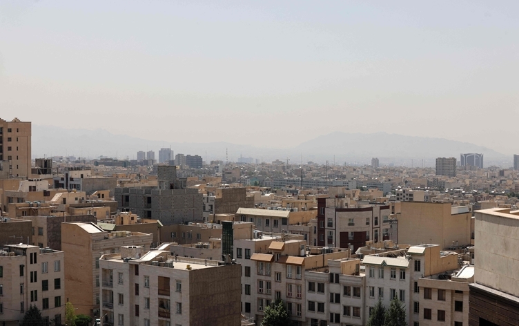 Tenê li Tehranê 200 kuştî û 877 birîndar