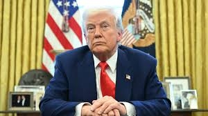 ترمب ينفي اعتزام واشنطن عقد صفقة نووية مع إيران بقيمة 30 مليار دولار