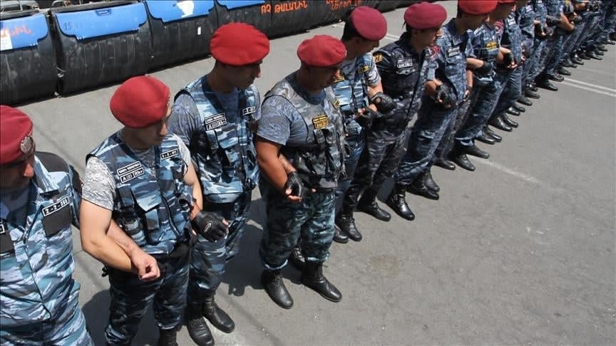 سەرۆکی قەشەکانی ئەرمەنستان دەستگیرکرا