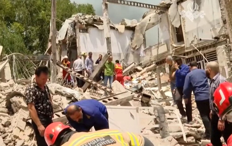 Îran: Di êrişa Girtîgeha Evînê de 71 kes hatin kuştin