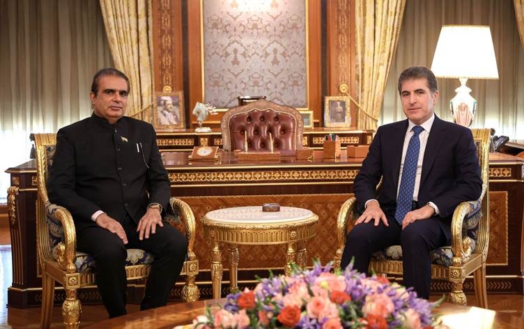 نيجيرفان بارزاني يبحث أعمال الشركات الهندية بالعراق وإقليم كوردستان مع القنصل الجديد