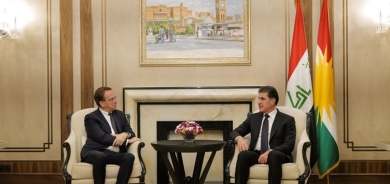 نيجيرفان بارزاني والسفير الفرنسي يؤكدان حل المشاكل بين بغداد وأربيل عبر الحوار