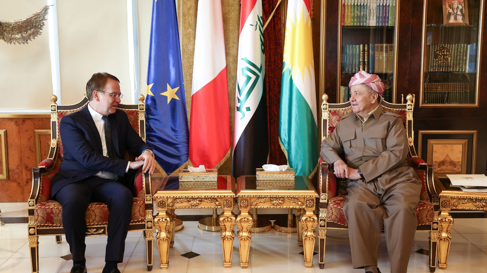 Serok Barzanî û Balyozê Fransayê pirsgirêkên Hewlêr – Bexdayê gotûbêj dikin