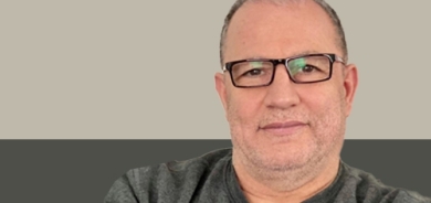 Ebdulwahid Feylî, çalakvanê siyasî û kesayetiyê naskirî yê Kurdê Feylî ji bo Gulanê: Birîna mûçeyan û birçîkirina Kurdan berdewamiya tawana jenosîdê ye û divê Kurd ji bo rûbirûbûnê yekgirtî bin.