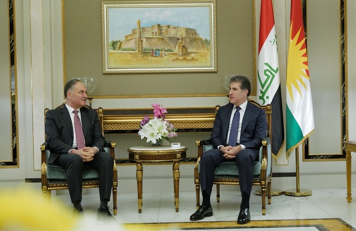 President Nechirvan Barzani receives Rafi al-Issawi