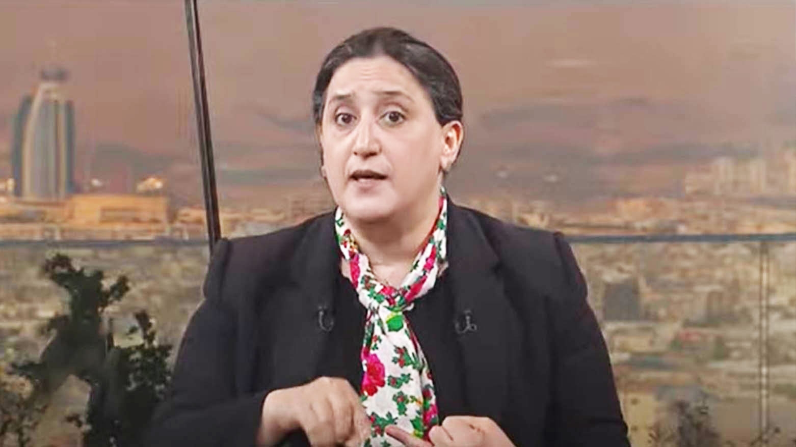 أشواق جاف: طلبنا من طرف ثالث حضور المفاوضات بين أربيل وبغداد