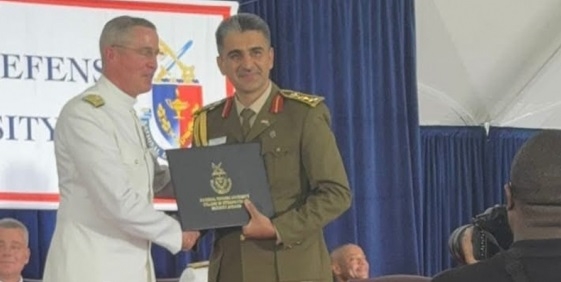 ضابط بيشمركة ينال شهادة عسكرية رفيعة في الولايات المتحدة