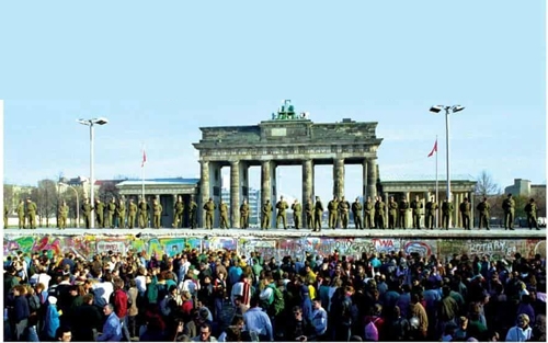 ئێستای ڕۆژهەڵاتی ناوەڕاست  لە ئەوروپای پێش ڕووخانی  دیواری بەرلین دەچێت