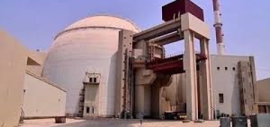 إيران تتحدى الغرب بتجميد التعاون النووي