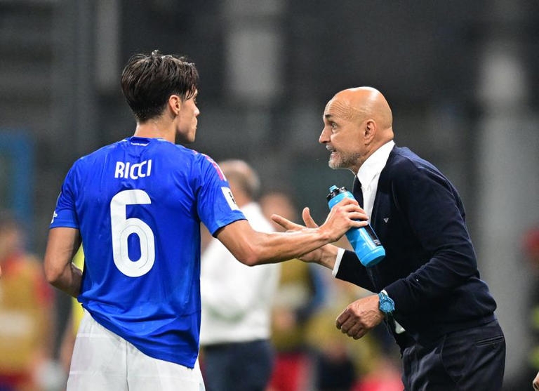 ميلان يتعاقد مع لاعب الوسط الإيطالي ريتشي من تورينو