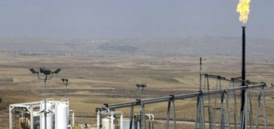 Hêzeke artêşa Iraqê hewl dide derbasî zeviya petrolê ya Qembar bibe û Hêzên Pêşmerge rê li ber wan digirin