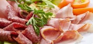 دراسة تحذر: لا توجد «كمية آمنة» من اللحوم المصنعة يمكن تناولها