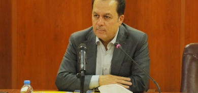 د. سالار عوسمان  بەرپرسی بەشی ڕۆشنبیری و ڕاگەیاندنی پارتی دیموكراتی كوردستان:     دەبێت جیاوازەكانی یەكتری قبووڵ بكەین و پێكەوە كێشەكانی وڵات چارەسەر بكەین