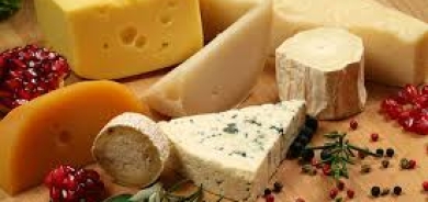 ماذا يحدث لجسمك عندما تأكل الجبن يومياً؟