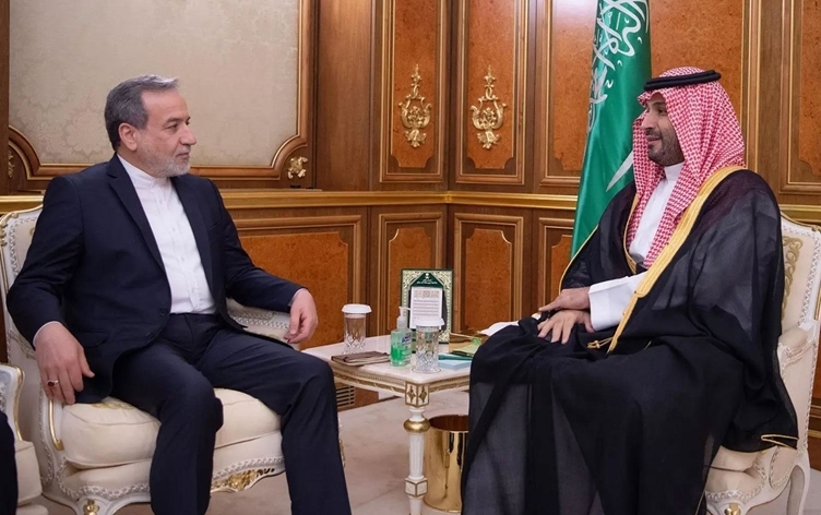 Mihemed bin Selman û Ebas Eraqçî li hev civiyan