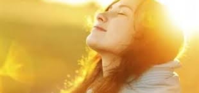 للحصول على مستويات مثالية من فيتامين «د»... ما مقدار أشعة الشمس الكافي؟