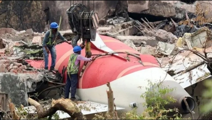 Li Hindîstanê balefirekî rêwiyan ket û 260 kesan canê xwe ji dest dan