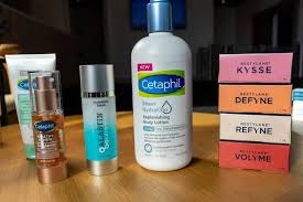 «طقوس مبالغ فيها» تنتشر على وسائل التواصل للعناية بالبشرة... والأطباء يحذرون