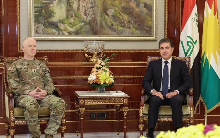 Nêçîrvan Barzanî û Kevin Leahy: DAIŞ hîn jî metirsî ye